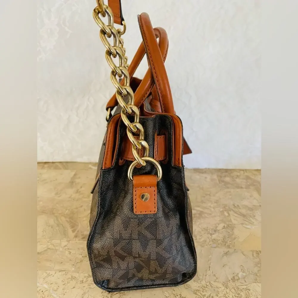 Michael Kors Hamilton saddle/brown/logo padlock leather chained shoulder…